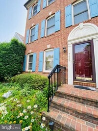 Building Photo - 725 Chestertown St