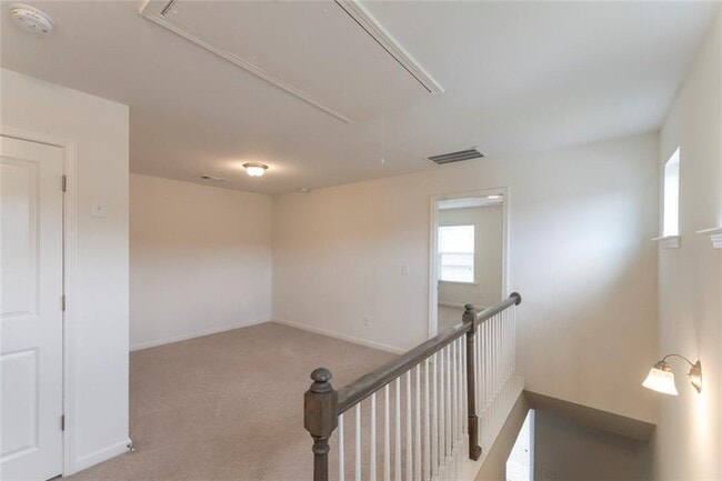 Building Photo - 898 Ambient Way