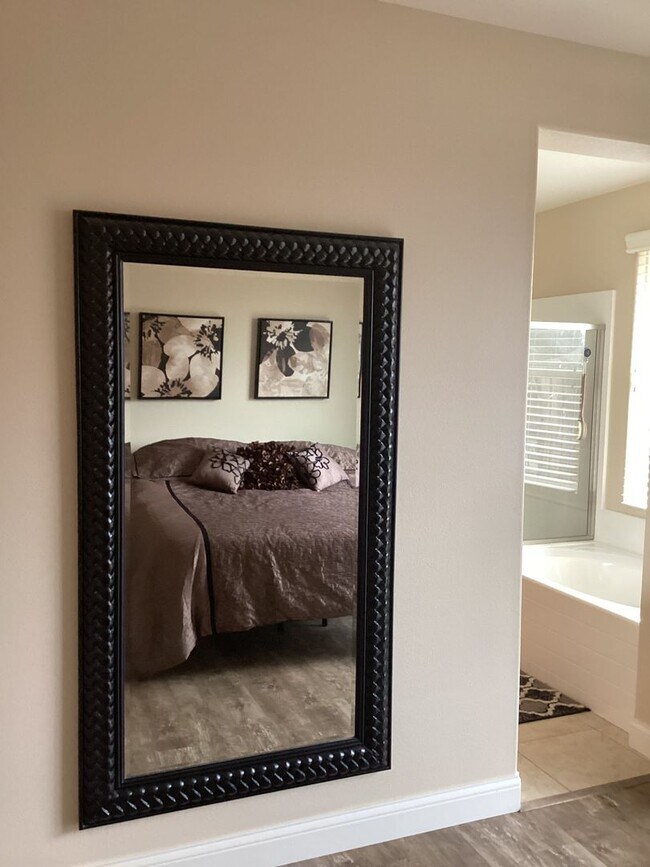 Building Photo - Beautiful Single Story Home in Old Orcutt's Stone Gate Development with easy access to VSFB