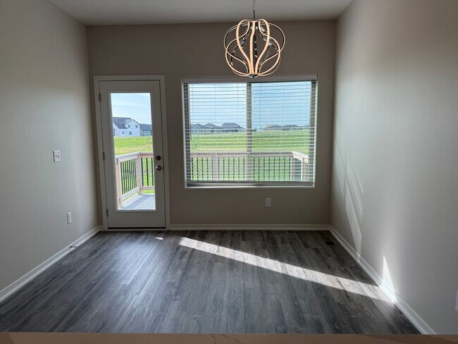 Building Photo - 7013 Claystone Dr