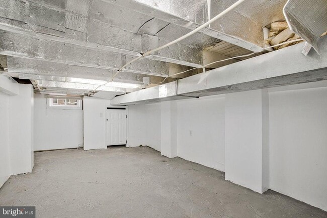 Building Photo - 1102 Carroll St