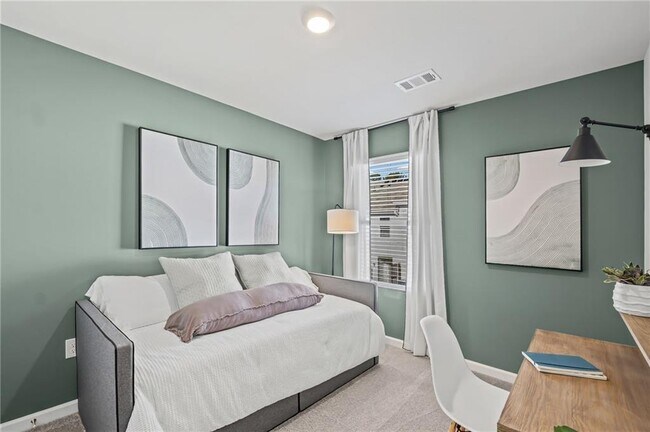 Building Photo - 7 Silverbell Ln NW