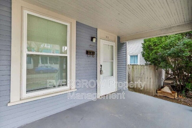 Building Photo - 413 N Oxford St