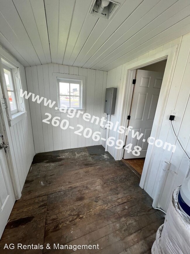 Building Photo - 2 br, 1 bath House - 1414 S Jefferson St