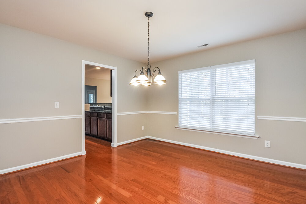 Building Photo - 504 Pyracantha Dr