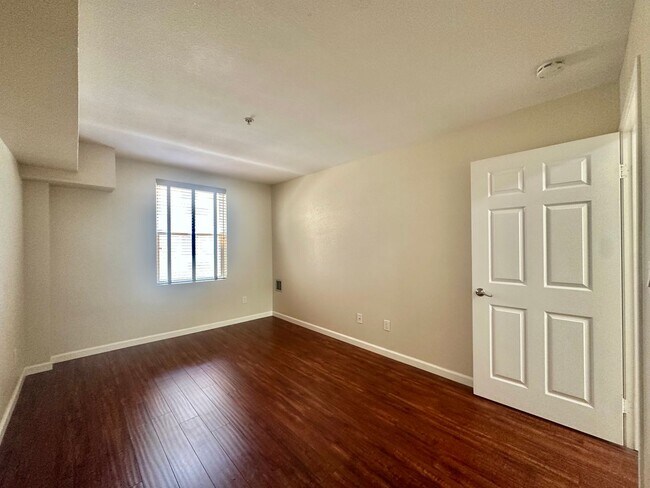 Building Photo - Little Italy Condo Steps From Waterfront P...