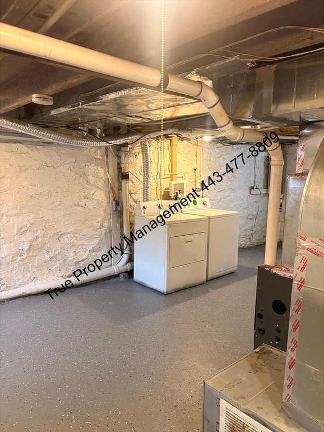 Building Photo - 3212 Elmora Ave
