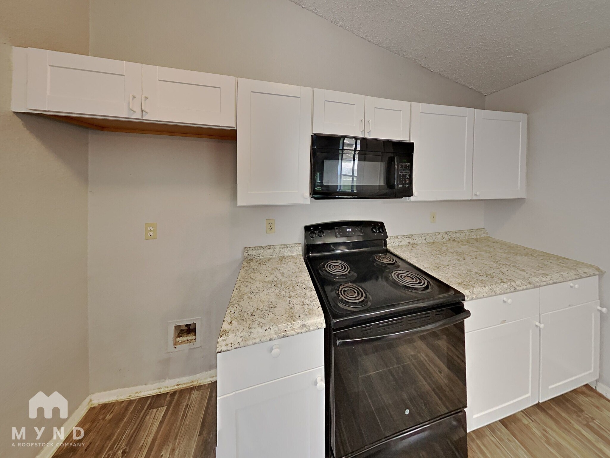 Building Photo - 4714 Crested Rock Dr