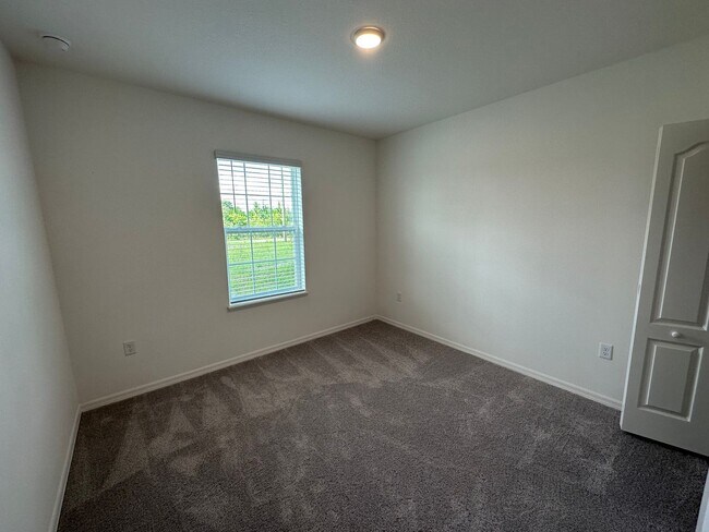 Building Photo - Brand new 3 bedroom 2 bathroom home in desired Indian Lake Estates
