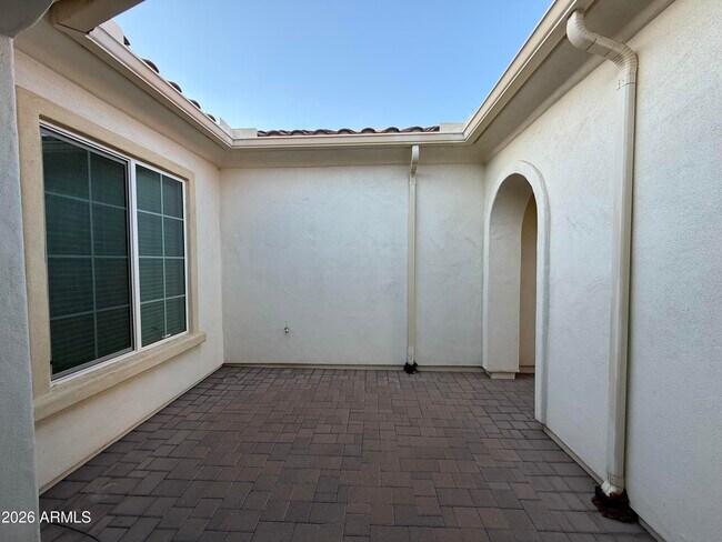 Building Photo - 3320 S Waterfront Dr