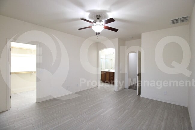 Building Photo - 18230 El Viejo Desierto