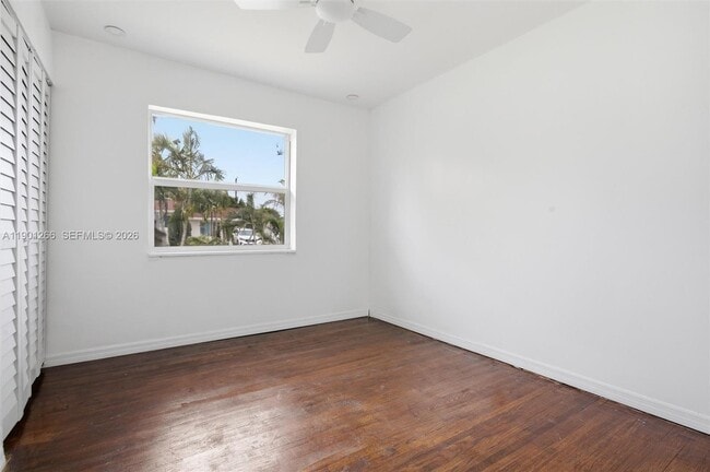 Building Photo - 2280 SW 43rd Ave