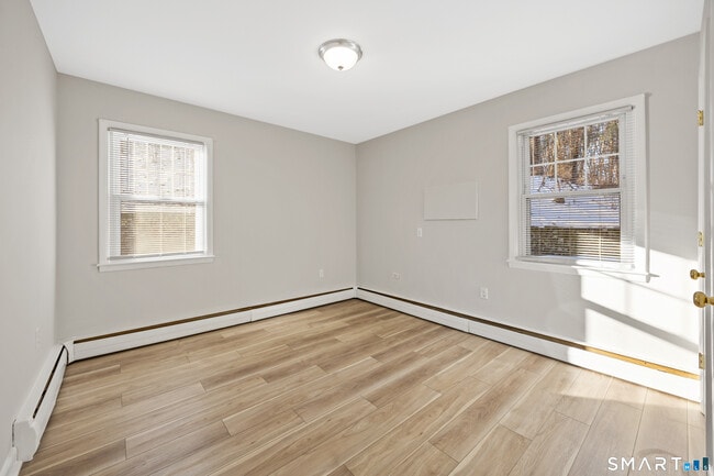 Building Photo - 63 Creamery Rd