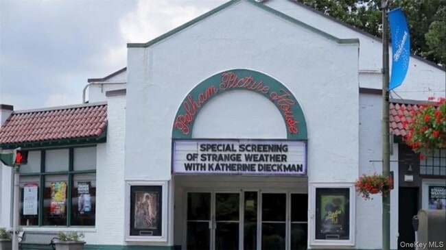 Building Photo - 55 1st St