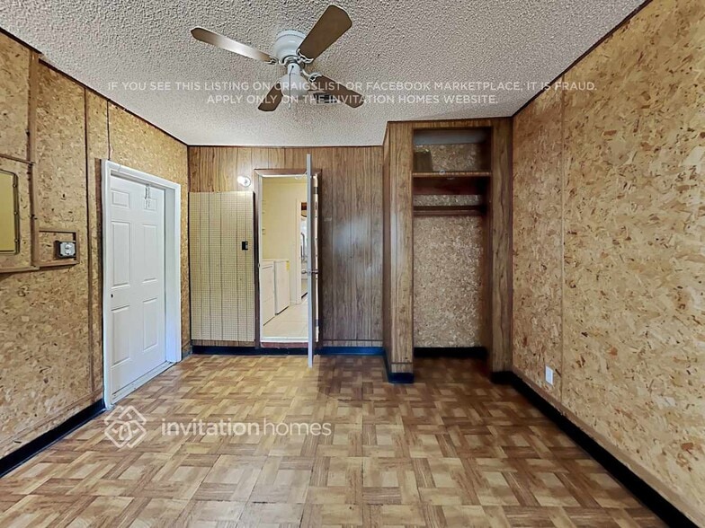 Building Photo - 9210 SW 49th St