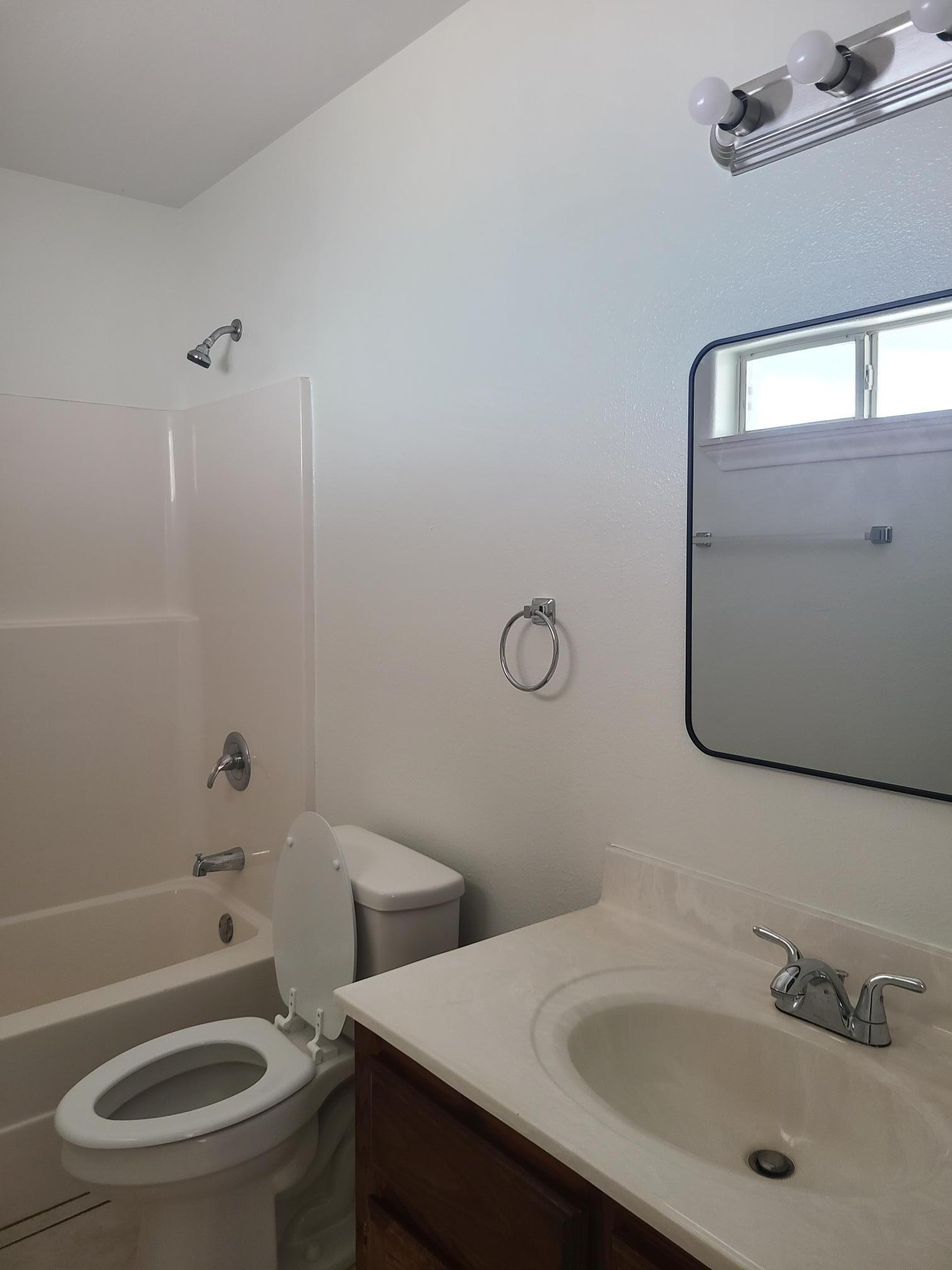 Building Photo - 2708 Presidio Dr