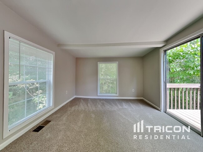 Building Photo - 2791 Pine Meadow Dr