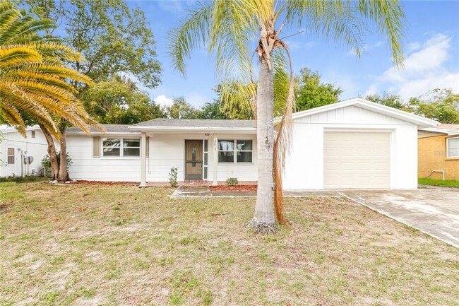 Primary Photo - 5815 Dahlia Ave