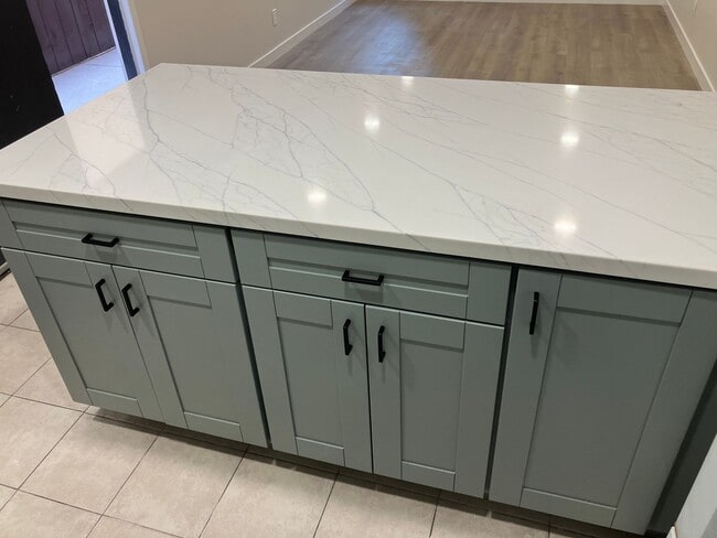 Building Photo - Rare North Park Gem – Remodeled Tiffany Blue Kitchen + Parking!