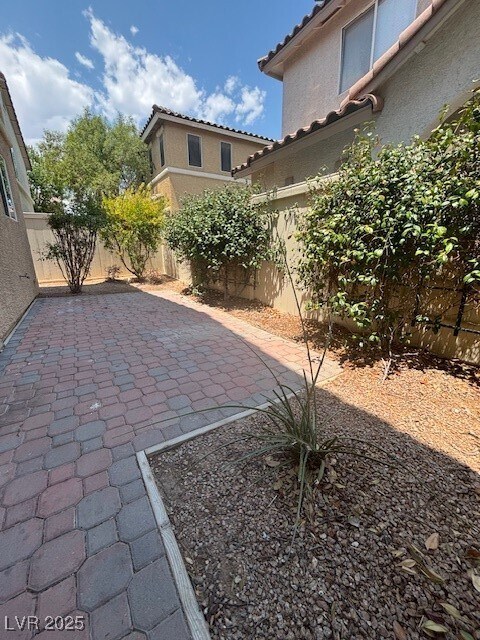 Building Photo - 1026 Monte De Oro Ave