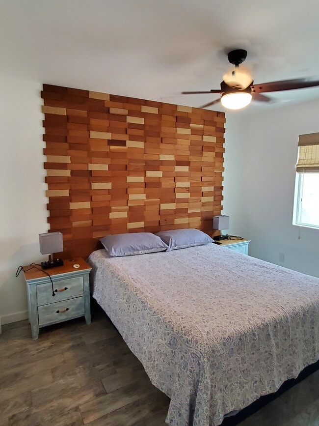 Building Photo - 755 2nd St