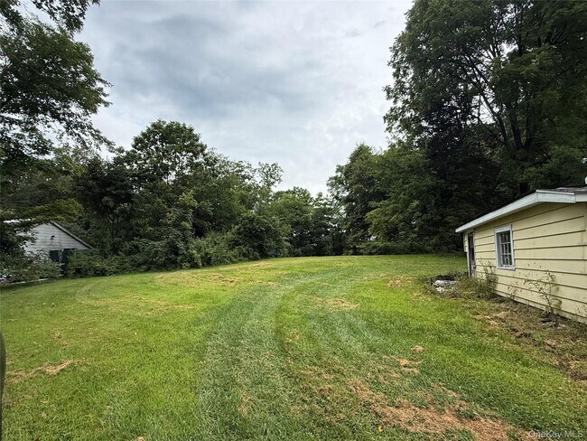 Building Photo - 2250 NY-302