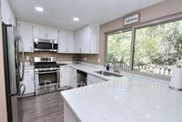 Building Photo - 6913 Navarro Ct