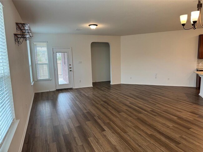 Building Photo - 14225 Silver Lace Ln