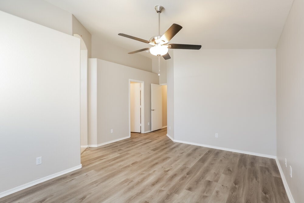 Building Photo - 23024 W Mohave St