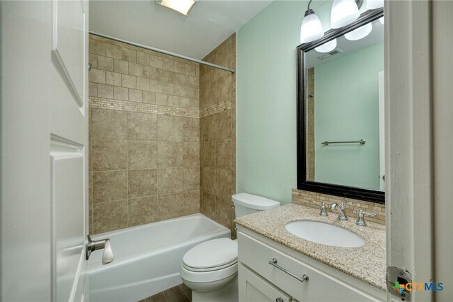 Building Photo - 6702 Colina Ln