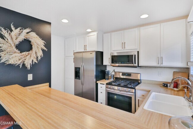 Building Photo - 15155 Marquette St