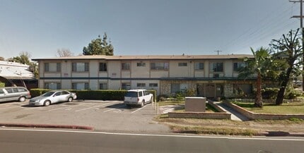 Building Photo - 6000 Fulton Ave