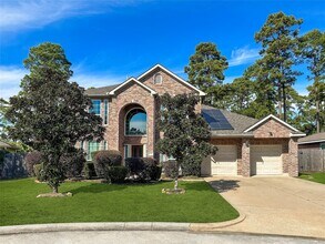 Building Photo - 9222 Memorial Grove Dr