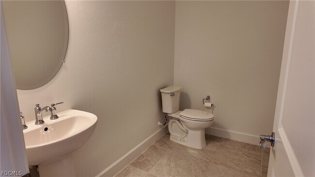 Building Photo - 3700 Passion Vine Dr