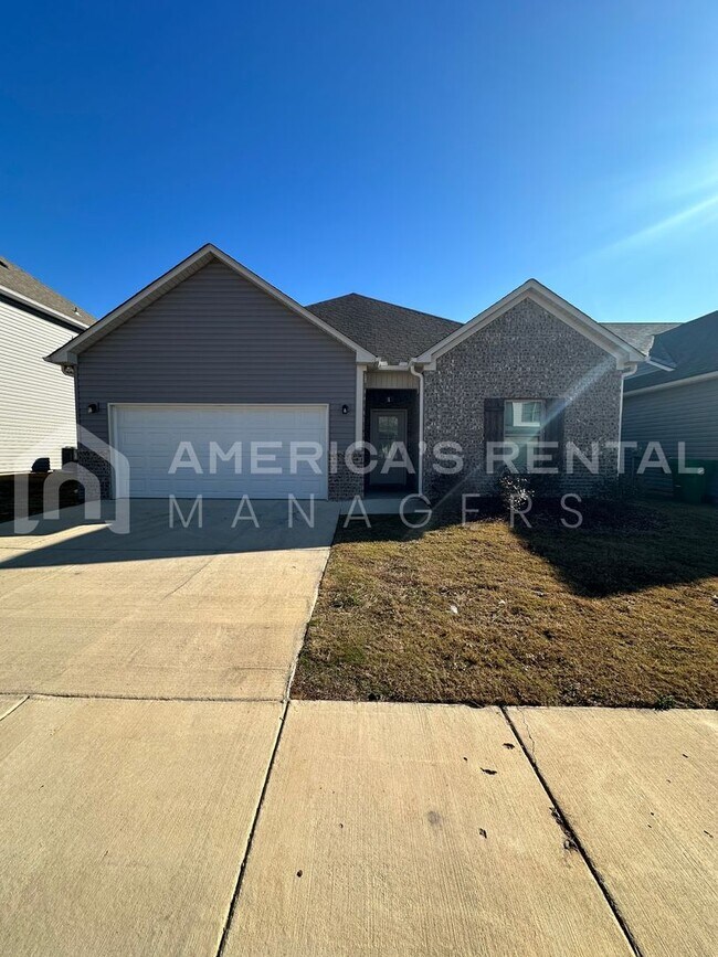 Building Photo - MOVE IN SPECIAL!! Home for Rent in Cullman, AL! Sign a 13 Month Lease by 7/15/26 to receive HALF-...