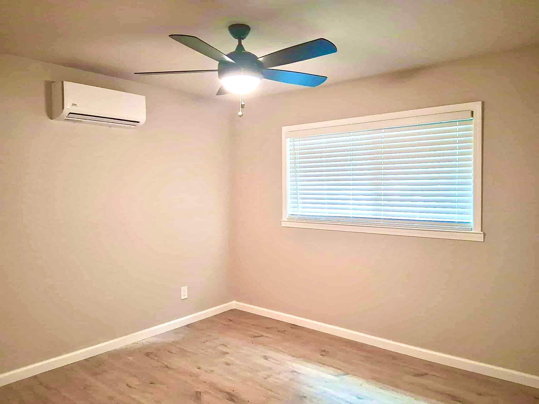 Building Photo - 1164 Franzel Rd