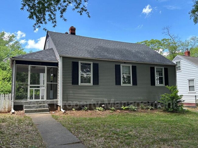 Primary Photo - 1518 Carter St