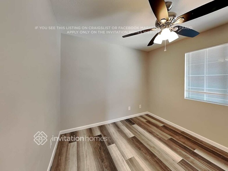 Building Photo - 564 W Harrison St