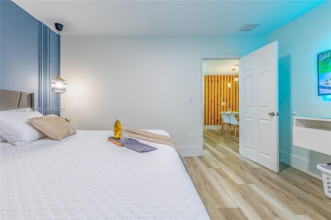 Building Photo - 1762 NW 15th St