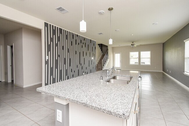 Building Photo - 21502 Carbone Ln