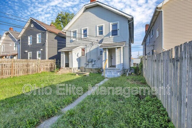 Building Photo - 2545 Sullivant Ave