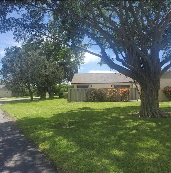 Building Photo - 8173 Ambach Way