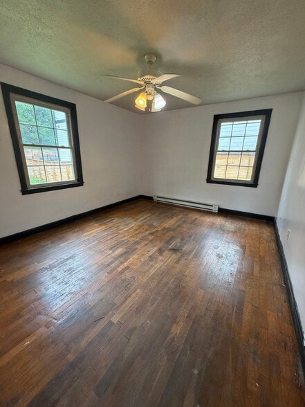 Building Photo - 1719 Luton St