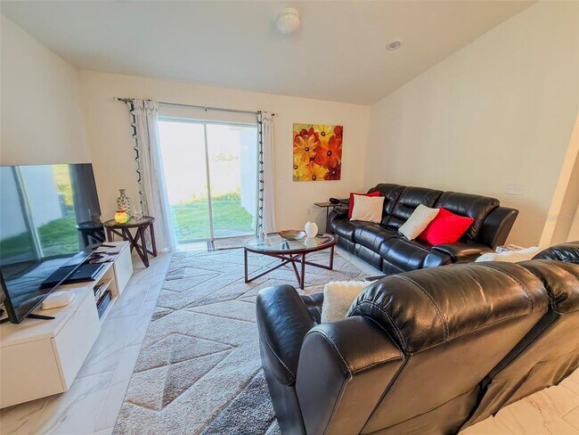 Building Photo - 334 Preserve Pointe Blvd