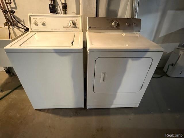 Building Photo - 1421 E 14 Mile Rd