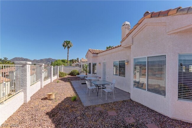 Building Photo - 362 Promontory Dr