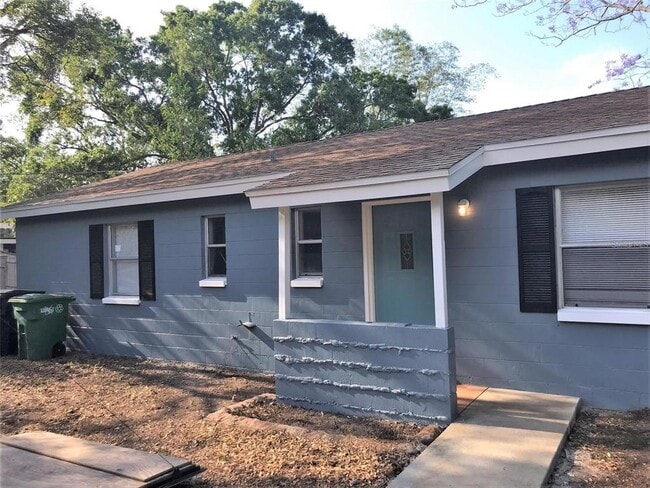 Primary Photo - 3909 W Pearl Ave