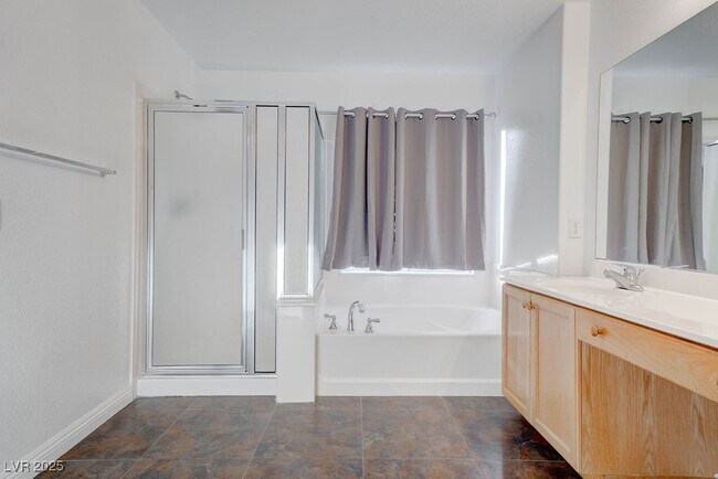 Building Photo - 3637 Pinnate Dr