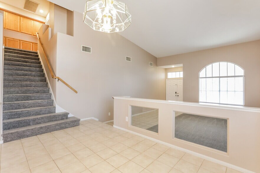 Building Photo - 6306 Wild Strawberry Ln