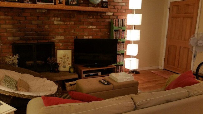 Building Photo - 155 S Pennsylvania St